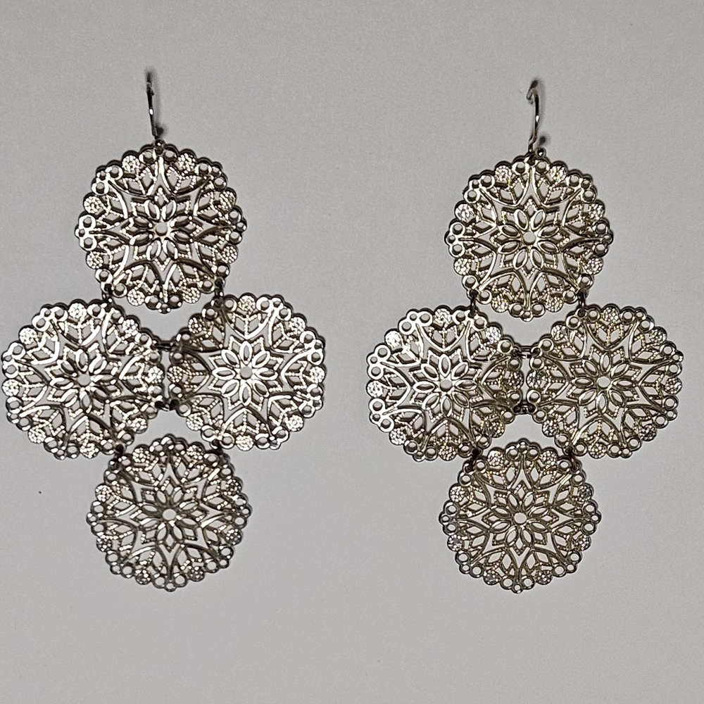 Elegant Silver Filigree Earrings